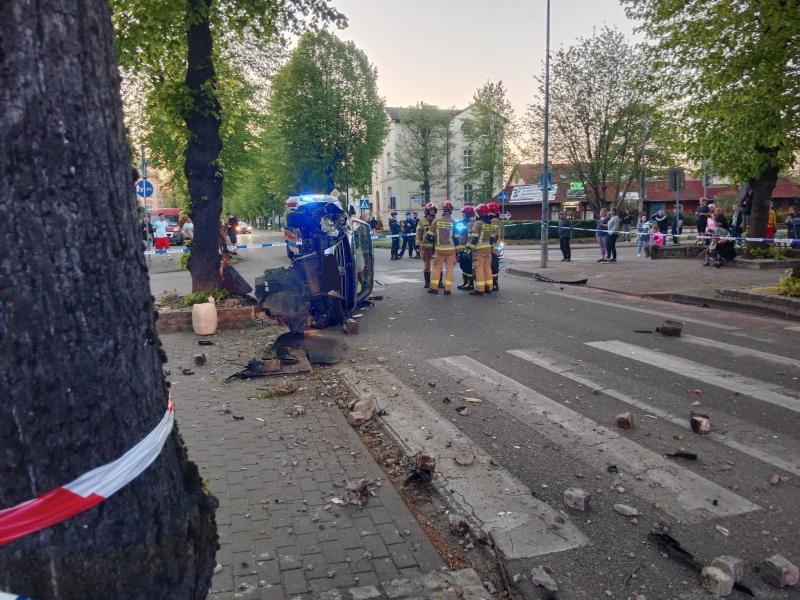 Groźny wypadek na skrzyżowaniu w Białogardzie
